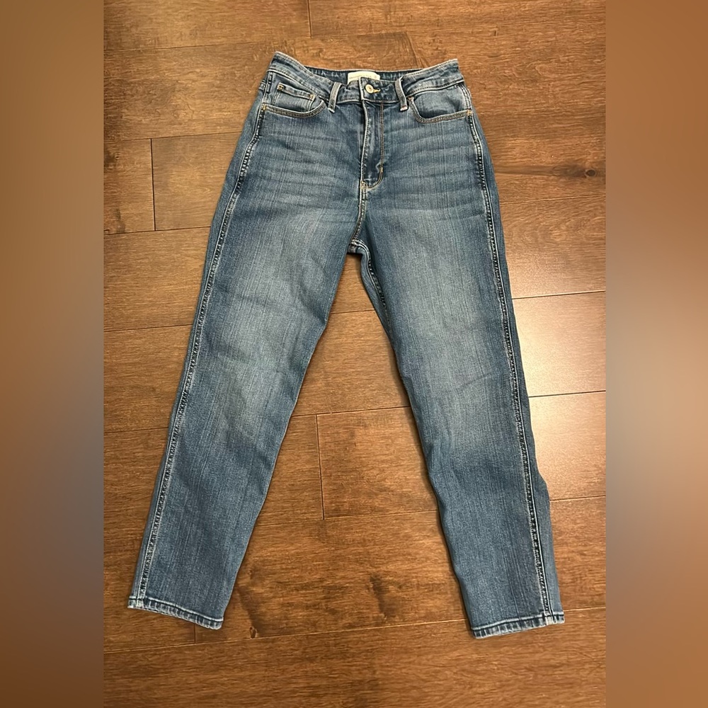 Abercrombie & Fitch Mom jeans